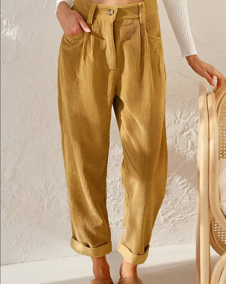 Cloe™ Retro High-Waisted Corduroy Pants