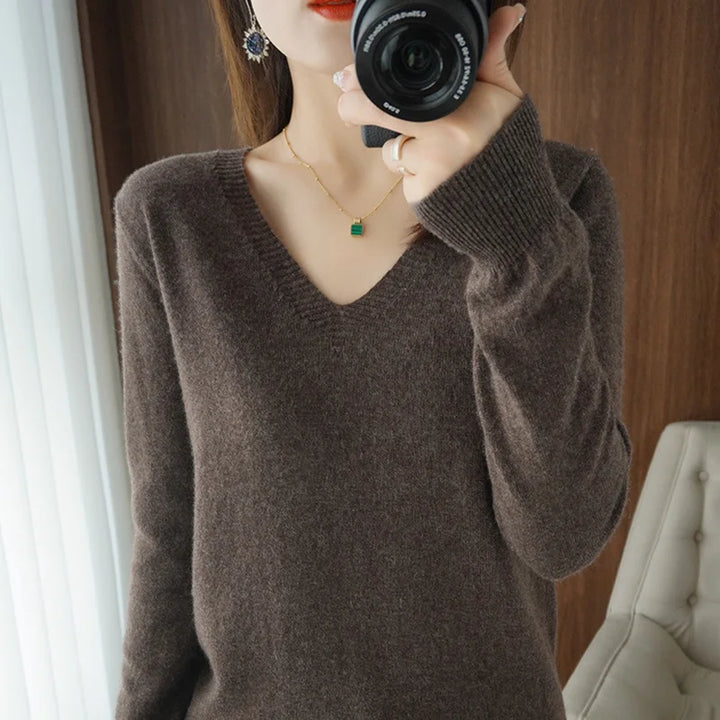 Kelly - Cashmere V-neck sweater