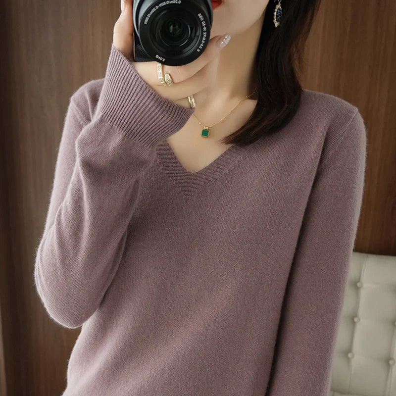 Kelly - Cashmere V-neck sweater