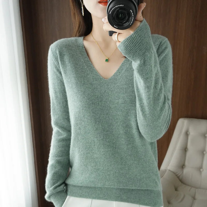 Kelly - Cashmere V-neck sweater