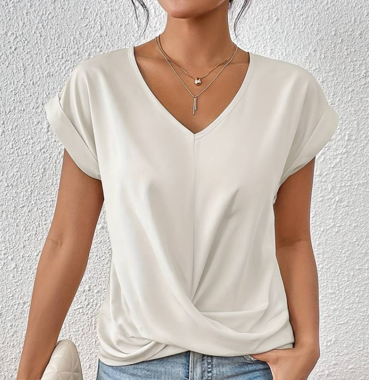 Matilda - The perfect v-neck top