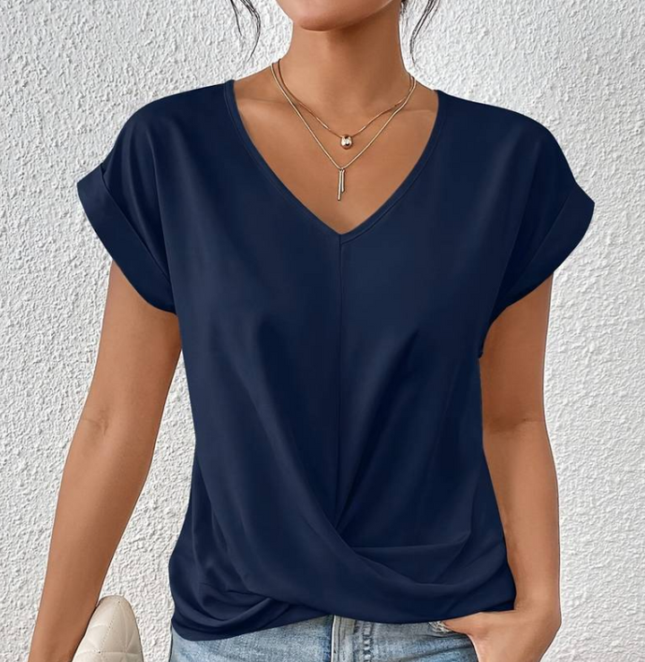 Matilda - The perfect v-neck top