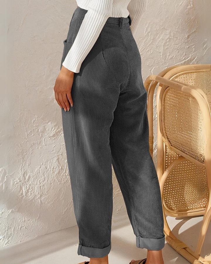 Cloe™ Retro High-Waisted Corduroy Pants